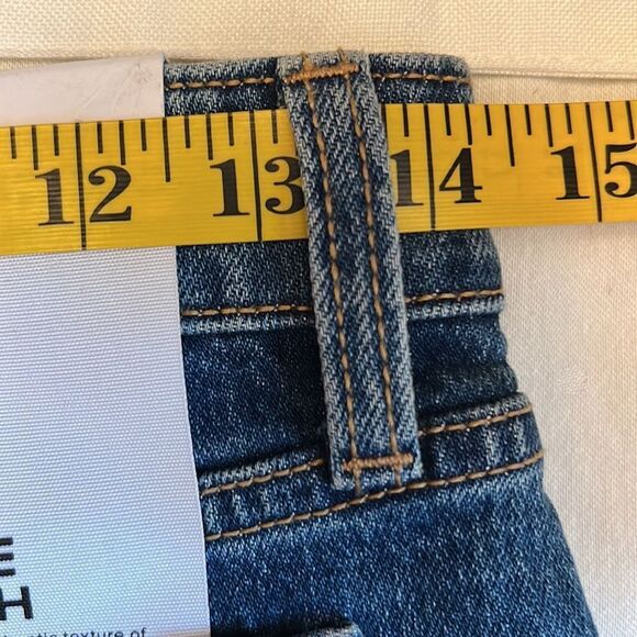 Joes Jeans Roll-Cuff Denim Shorts -Burden- Size 24- NWT - Picture 7 of 9